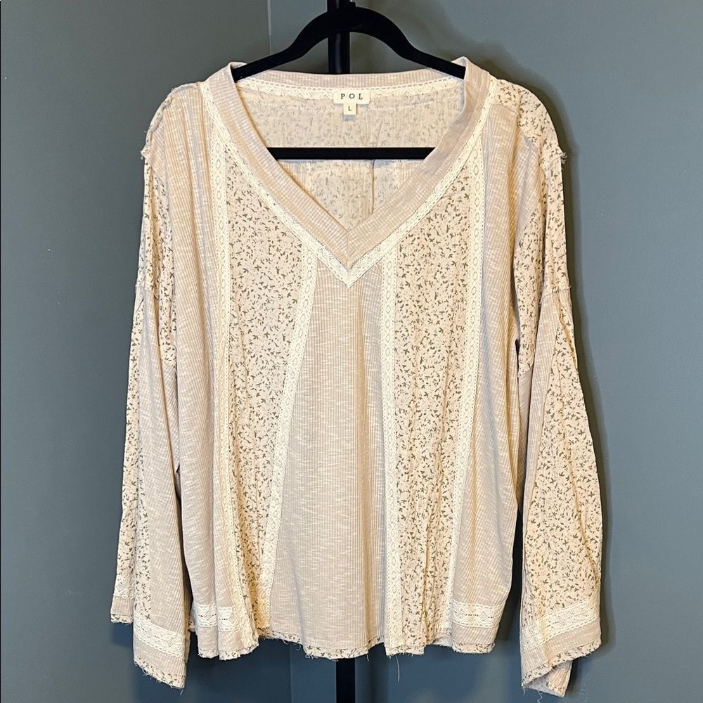 POL Women's Cream mixed media Lace Detail Blouse